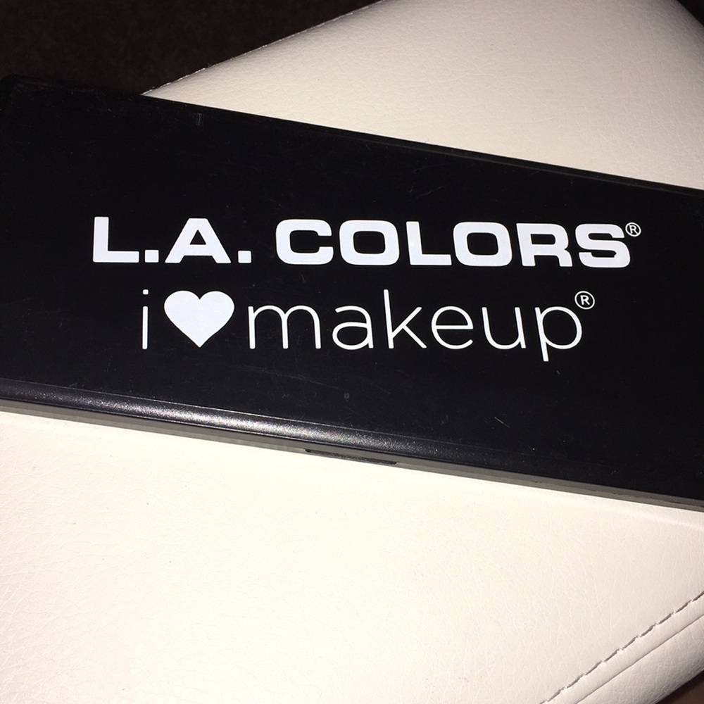 LA Colors (I❤️Makeup) eyeshadow palette